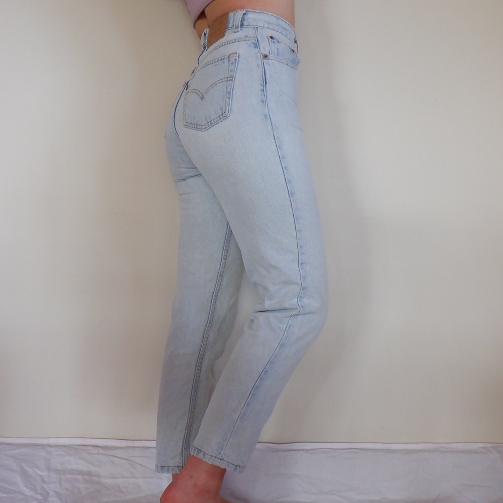 Vintage Levi’s 551s 💛